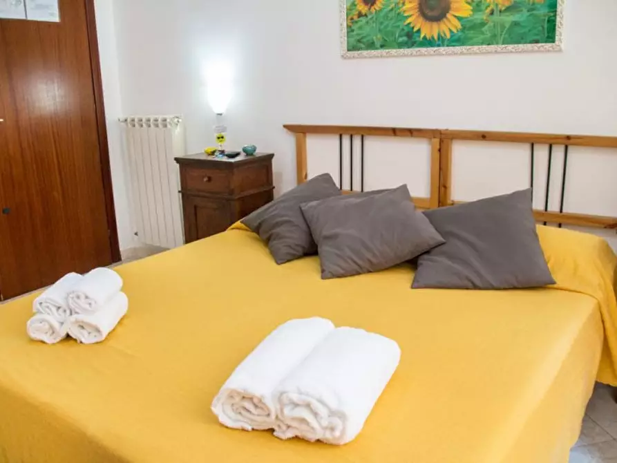 Immagine 8 di Camera in affitto  in Vico Sant Elmo 6 a Napoli