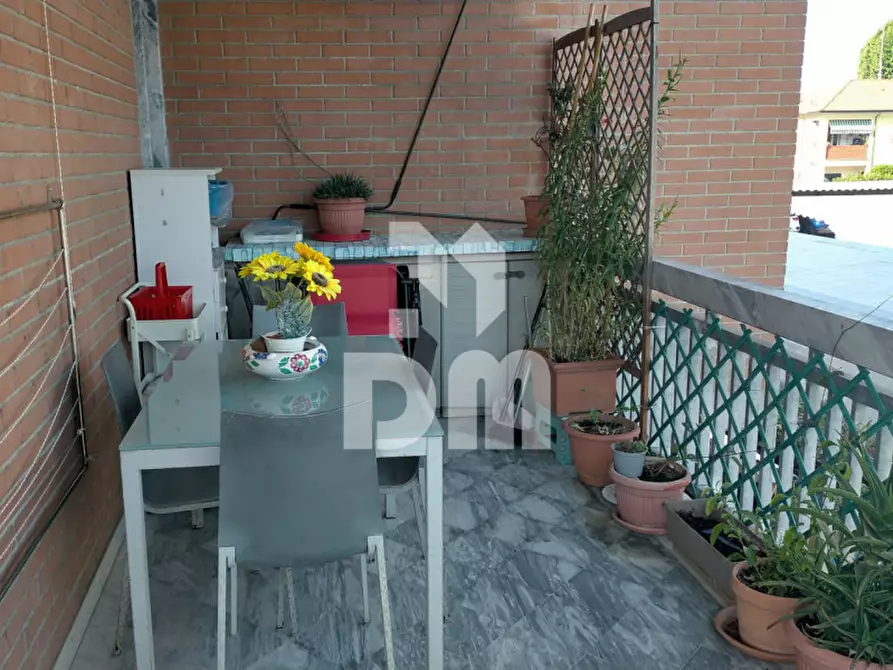 Immagine 4 di Appartamento in vendita  in Via Tiro a volo a Carrara