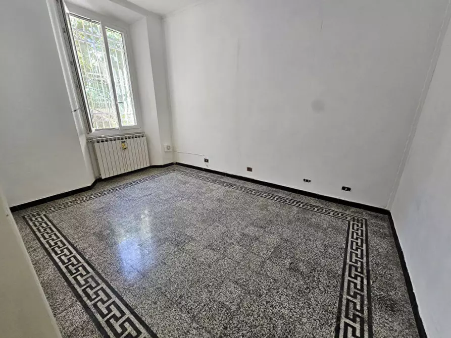 Immagine 8 di Casa bifamiliare in vendita  in Via Rusca a Savona