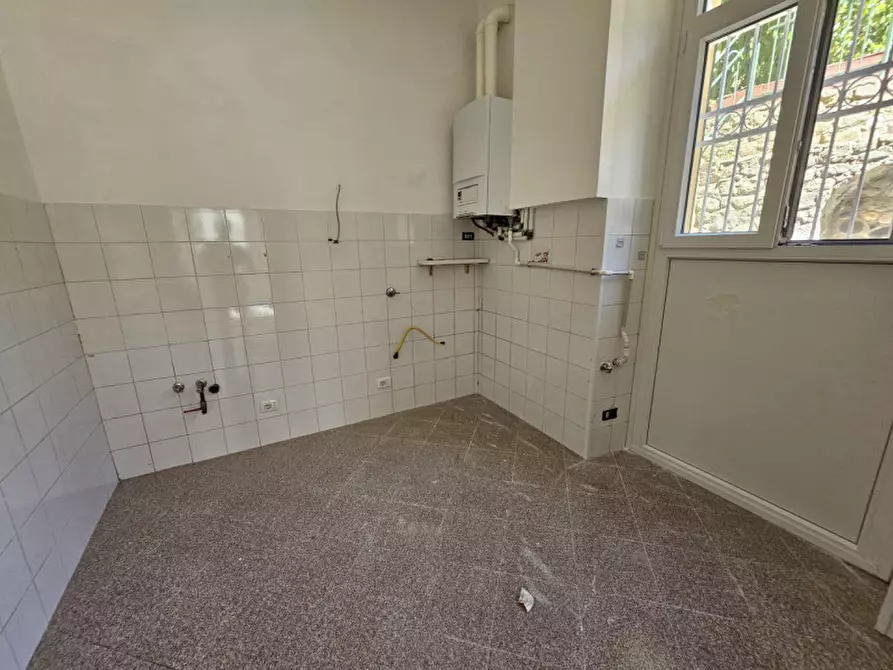 Immagine 13 di Casa bifamiliare in vendita  in Via Rusca a Savona