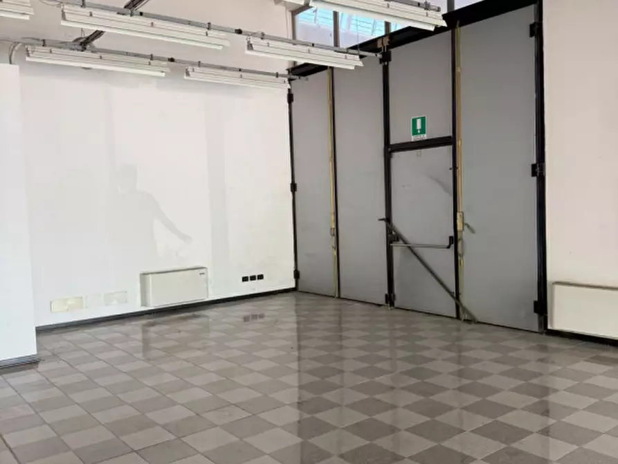 Immagine 3 di Capannone industriale in affitto  in Via Priula a Nervesa Della Battaglia