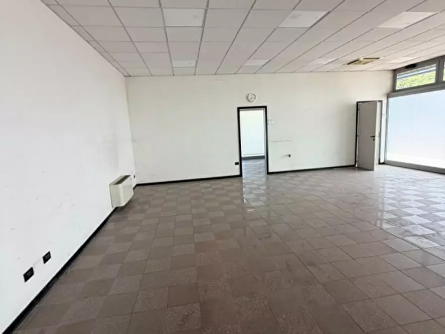 Immagine 9 di Capannone industriale in affitto  in Via Priula a Nervesa Della Battaglia