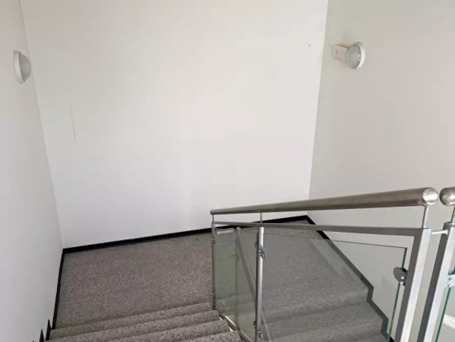 Immagine 17 di Capannone industriale in affitto  in Via Priula a Nervesa Della Battaglia