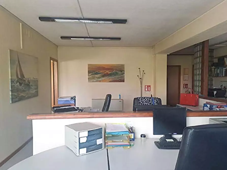 Immagine 9 di Ufficio in vendita  in Via Montefiorino, 10, 05100 Terni TR, Italia a Terni