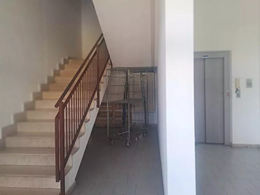 Immagine 15 di Ufficio in vendita  in Via Montefiorino, 10, 05100 Terni TR, Italia a Terni