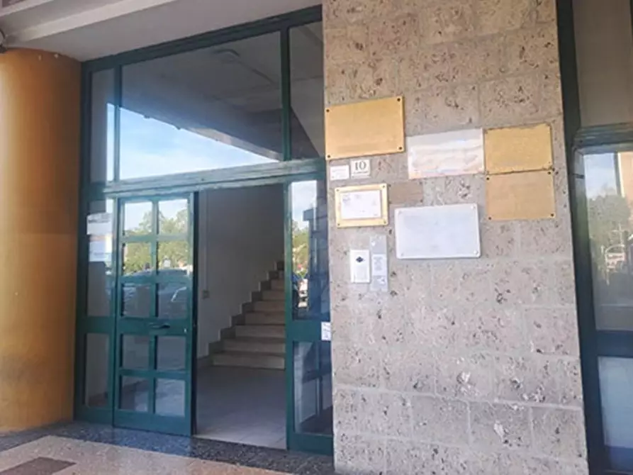 Immagine 16 di Ufficio in vendita  in Via Montefiorino, 10, 05100 Terni TR, Italia a Terni