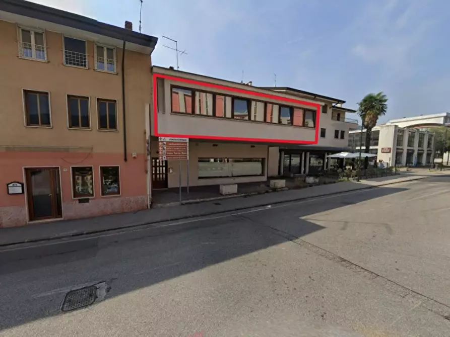 Immagine 1 di Negozio in vendita  in Via dal Maso Bruno, 74, 36072 Chiampo VI, Italia a Chiampo