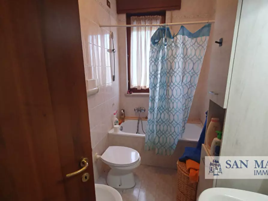 Immagine 10 di Appartamento in vendita  in Strada Marosticana 250 a Vicenza