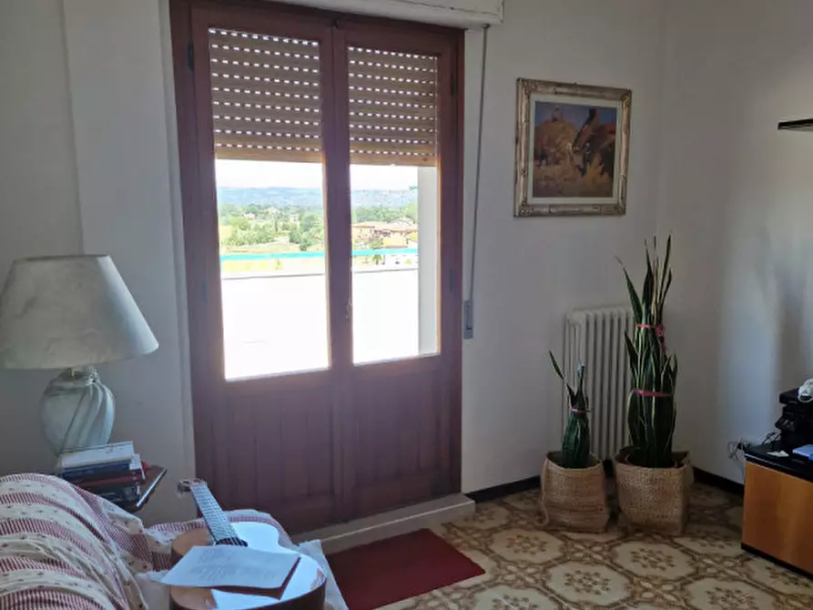 Immagine 4 di Palazzo in vendita  a Torrita Di Siena