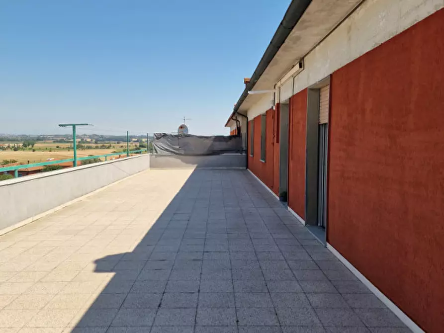 Immagine 5 di Palazzo in vendita  a Torrita Di Siena