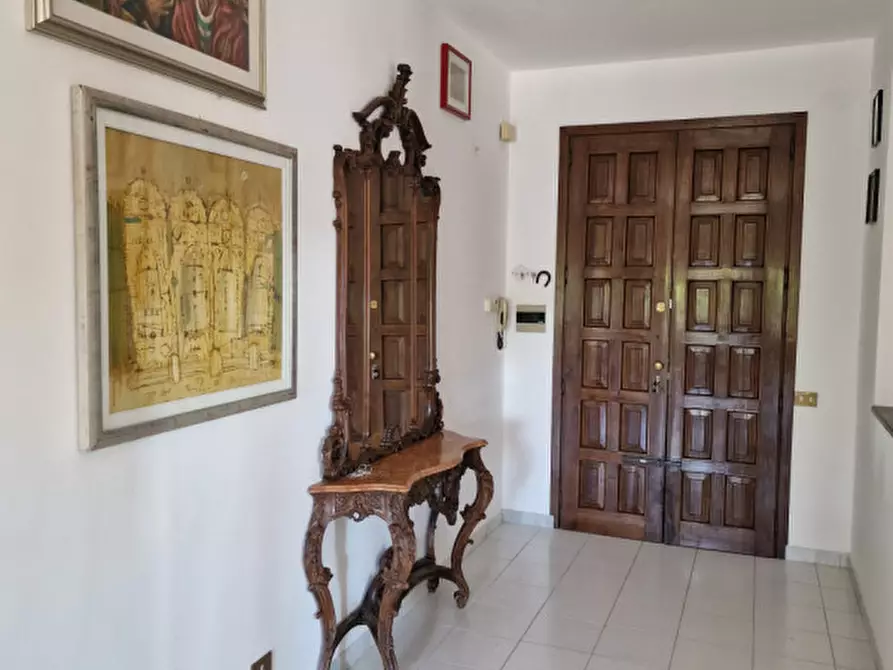 Immagine 19 di Palazzo in vendita  a Torrita Di Siena