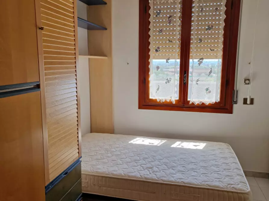 Immagine 31 di Palazzo in vendita  a Torrita Di Siena