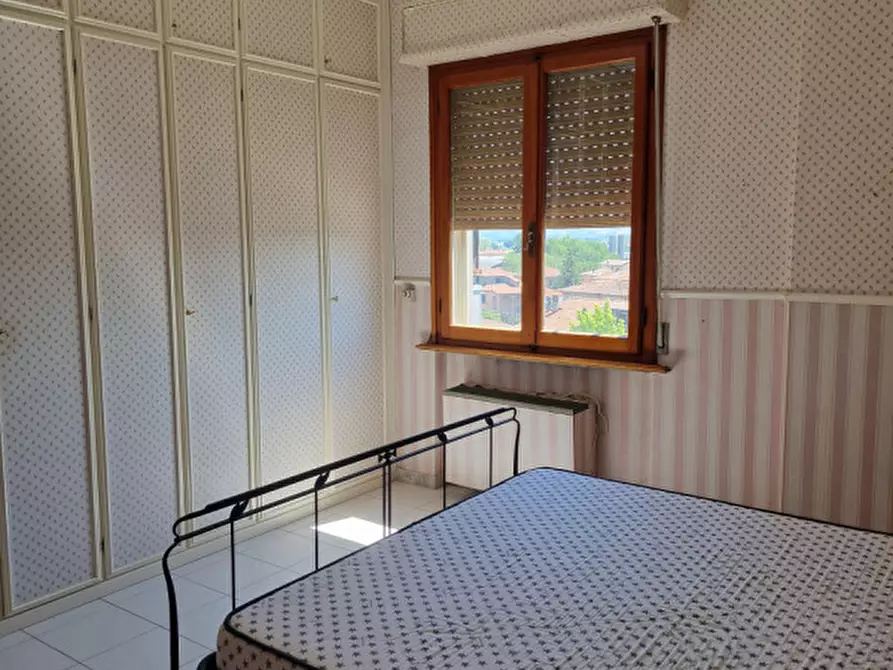 Immagine 33 di Palazzo in vendita  a Torrita Di Siena