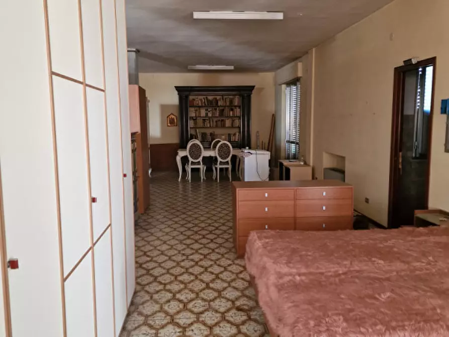 Immagine 54 di Palazzo in vendita  a Torrita Di Siena