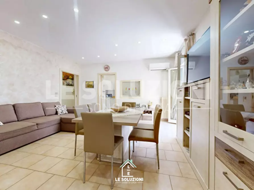 Immagine 1 di Appartamento in vendita  in Via Sabotino 14 a Castellana Grotte
