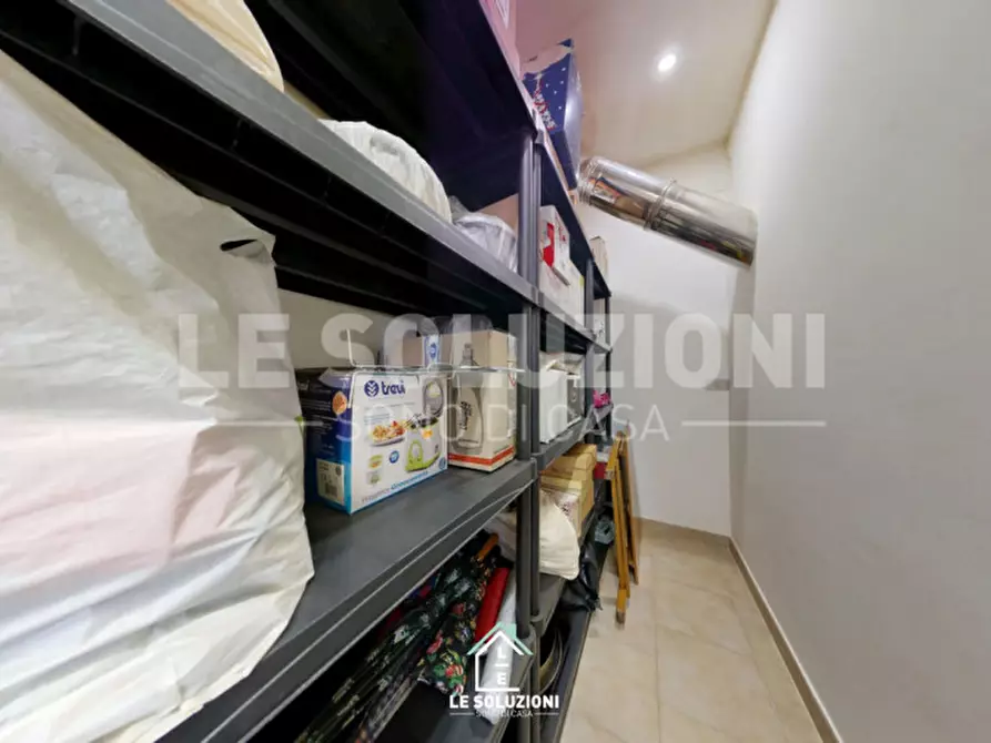 Immagine 10 di Appartamento in vendita  in Via Sabotino 14 a Castellana Grotte