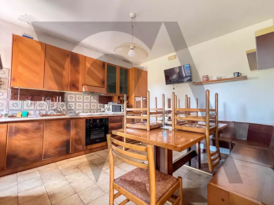Immagine 3 di Casa indipendente in vendita  in Via Giuseppe Giusti a Correzzola