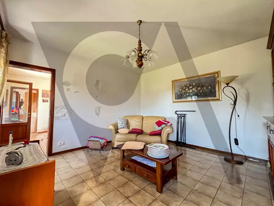 Immagine 7 di Casa indipendente in vendita  in Via Giuseppe Giusti a Correzzola