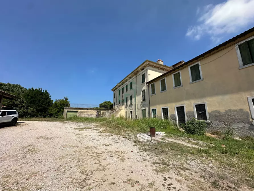 Immagine 4 di Villa in vendita  in via betulla a Sona