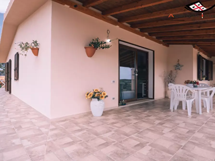 Immagine 10 di Casa bifamiliare in vendita  a Siniscola