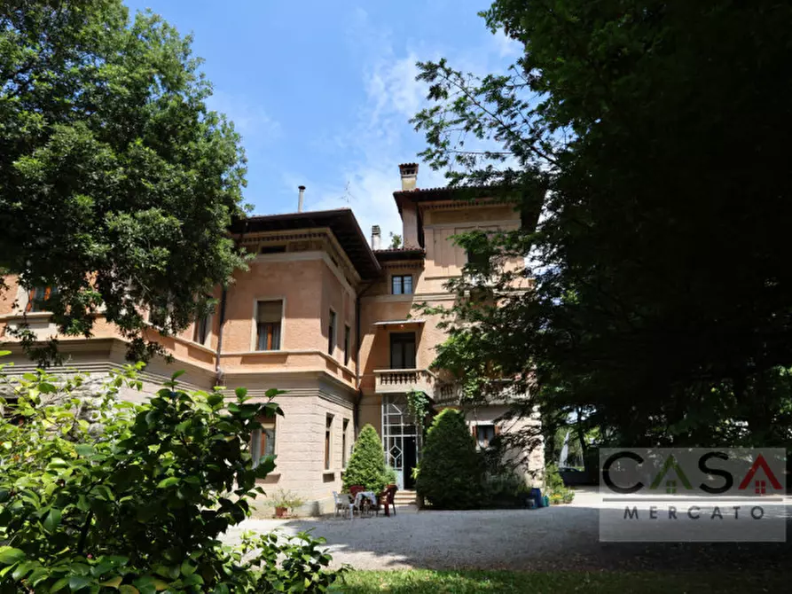 Immagine 2 di Villa in vendita  in Via Vittorio Emanuele, 2 a Maniago