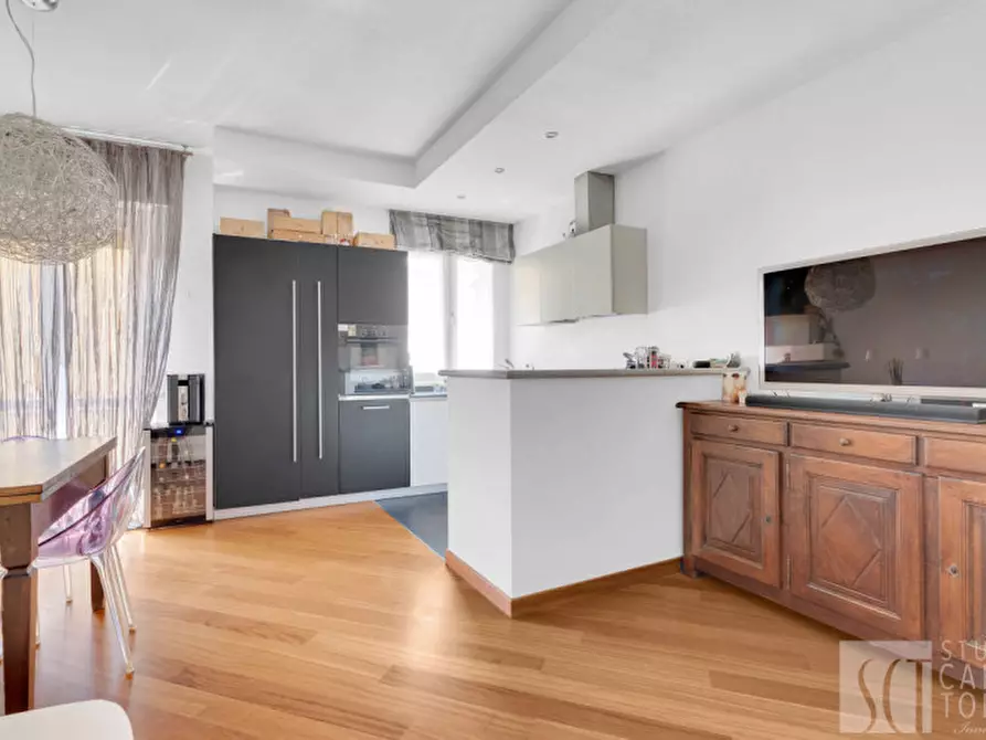 Immagine 3 di Appartamento in affitto  in Alzaia Naviglio Pavese, 8 a Milano