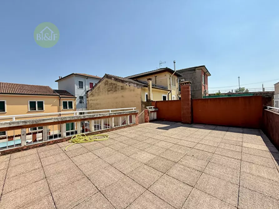 Immagine 21 di Appartamento in vendita  in via San Pietro Vecchio 2 a Legnago