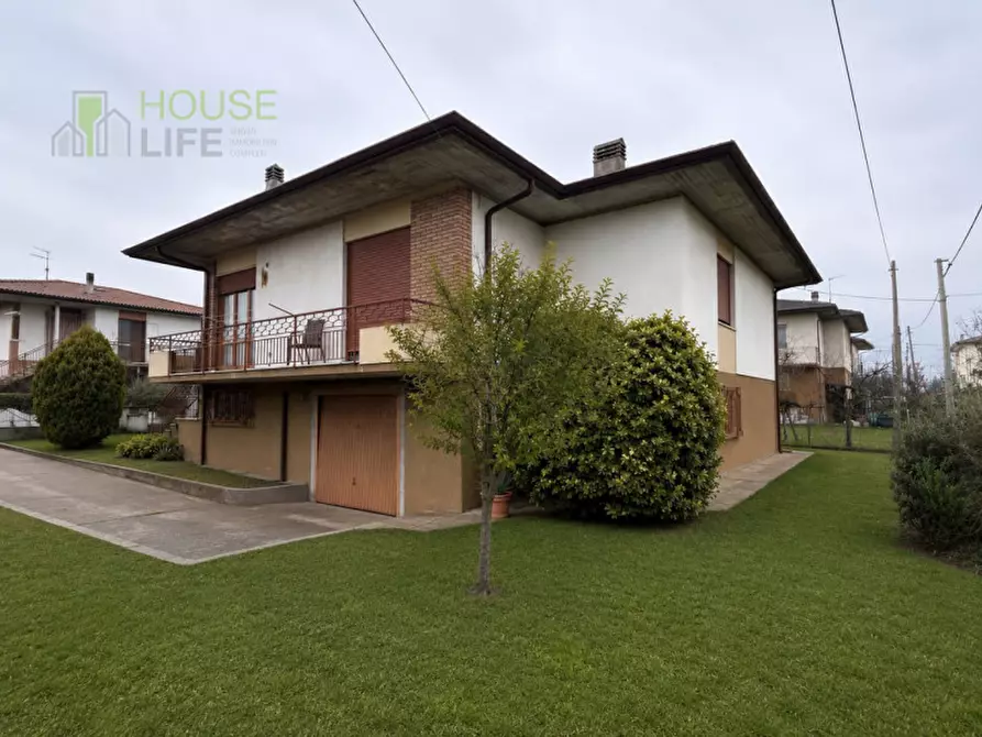 Immagine 1 di Casa indipendente in vendita  in Via Verdi a Lugo Di Vicenza