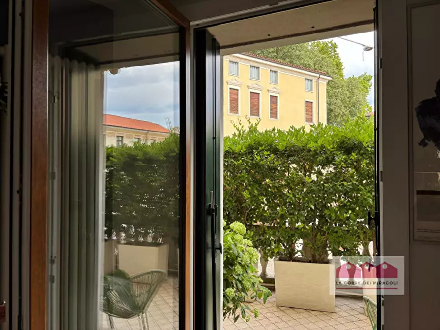 Immagine 17 di Appartamento in vendita  in Contra' Riale a Vicenza