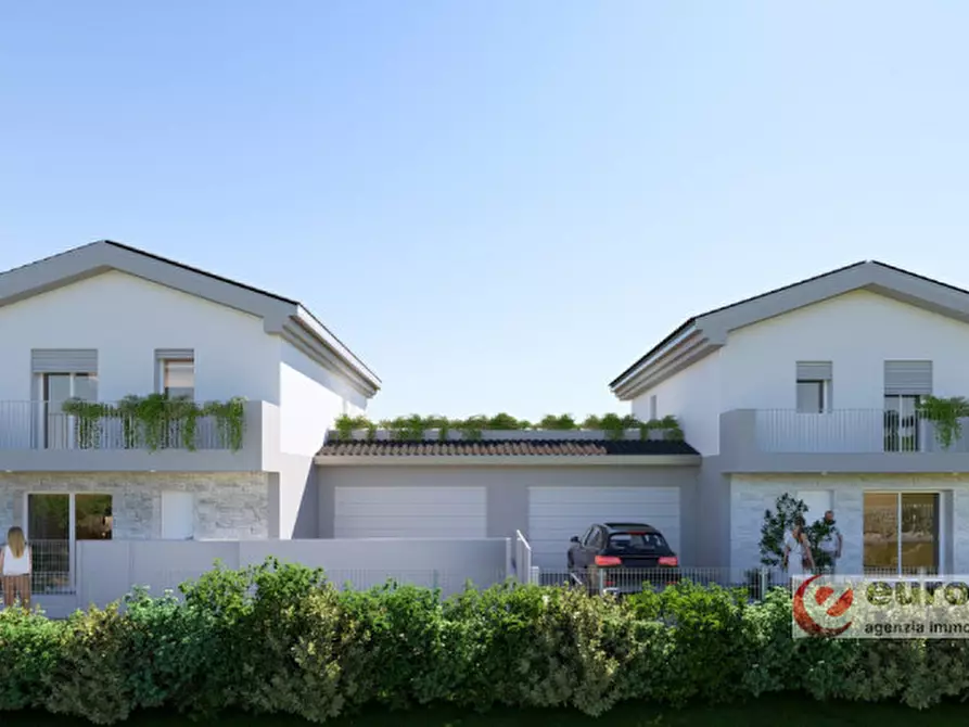 Immagine 6 di Casa bifamiliare in vendita  a Caldogno