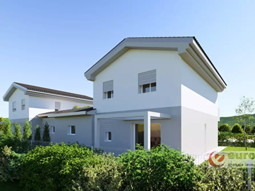 Immagine 8 di Casa bifamiliare in vendita  a Caldogno