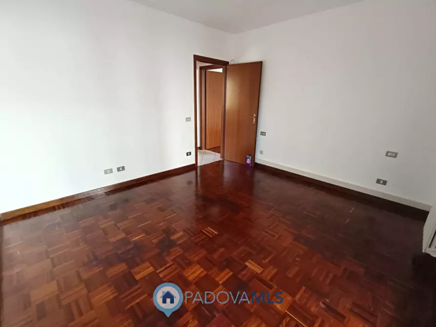 Immagine 7 di Appartamento in vendita  in Viale Sandro Pertini, a Masera' Di Padova