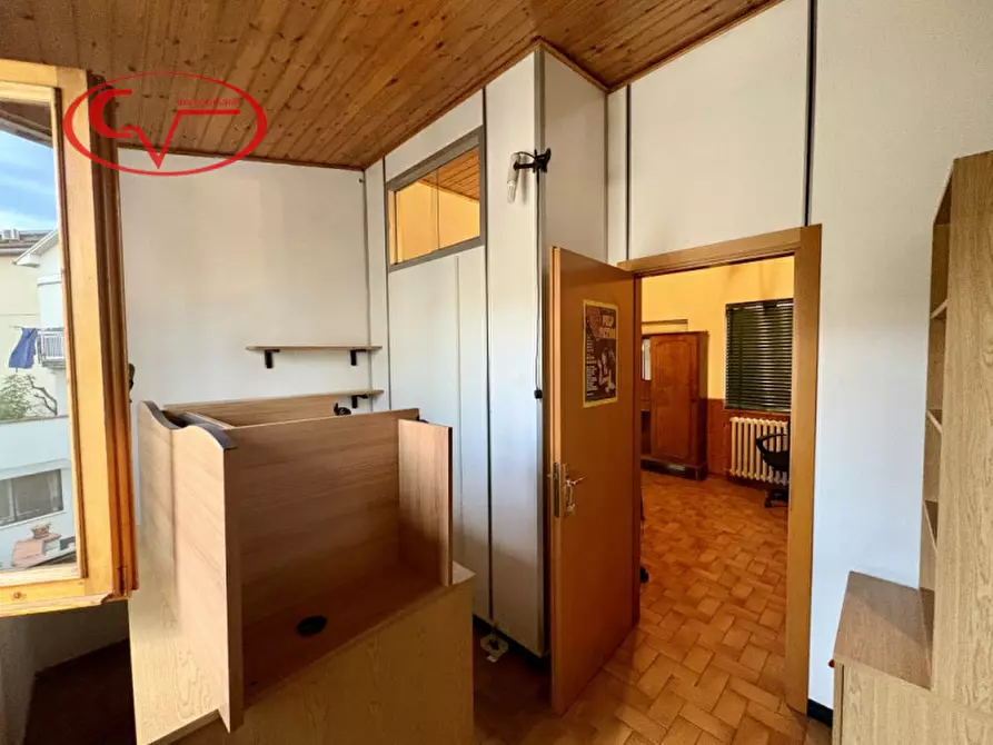 Immagine 6 di Appartamento in vendita  in Via Dante Alighieri a Terranuova Bracciolini