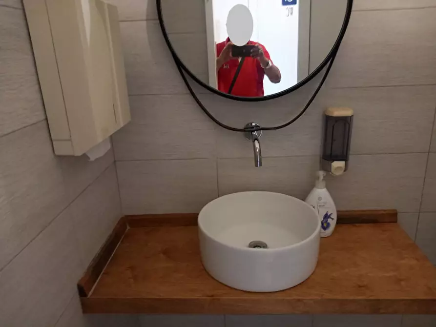 Immagine 9 di Attività commerciale in vendita  in Villanova a Ostuni