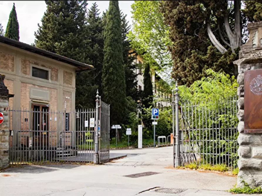 Immagine 8 di Bed & Breakfast in vendita  in VIA DEI CAPPUCCINI a Firenze