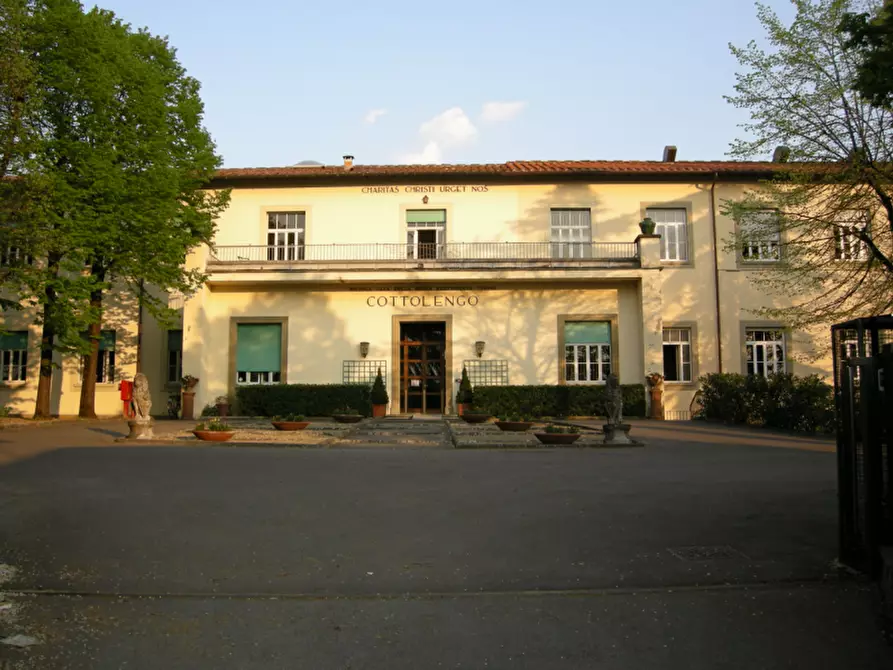 Immagine 9 di Bed & Breakfast in vendita  in VIA DEI CAPPUCCINI a Firenze