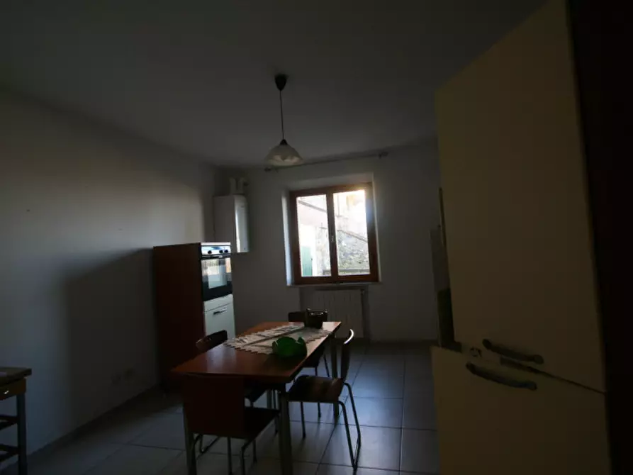 Immagine 3 di Appartamento in vendita  a Sinalunga