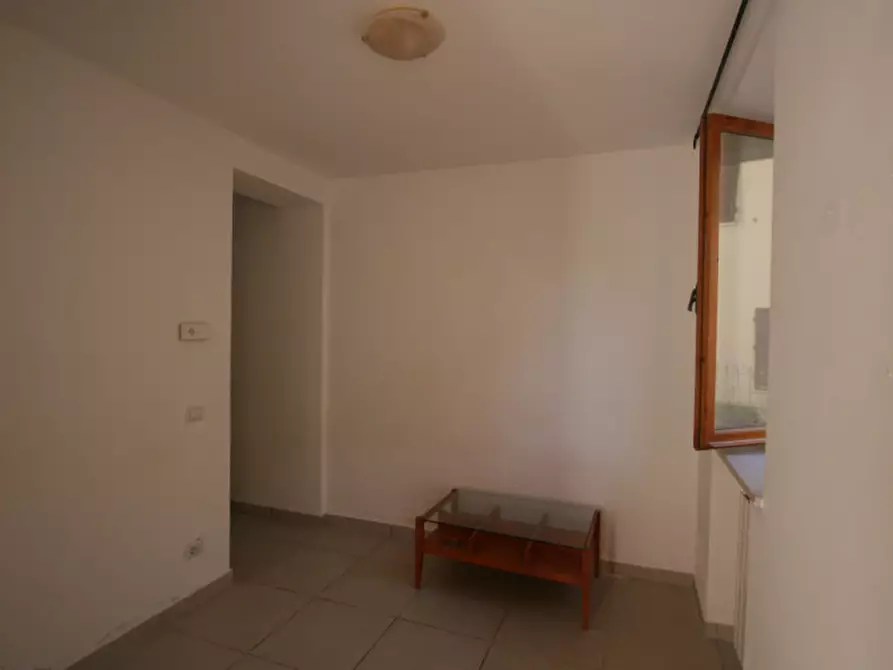 Immagine 4 di Appartamento in vendita  a Sinalunga