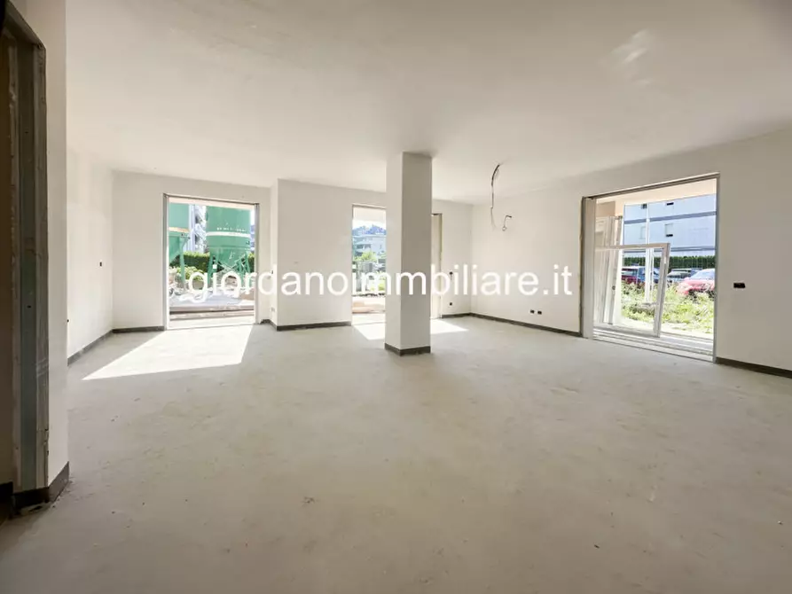 Immagine 1 di Appartamento in vendita  in Via Aquileia a Rho