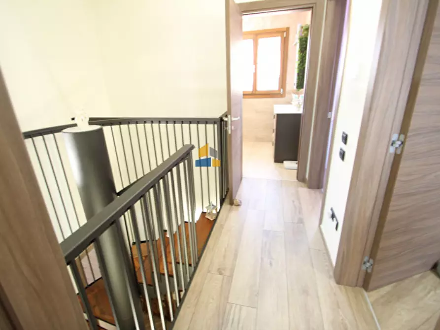 Immagine 11 di Casa indipendente in vendita  in Via Cadore a Noale
