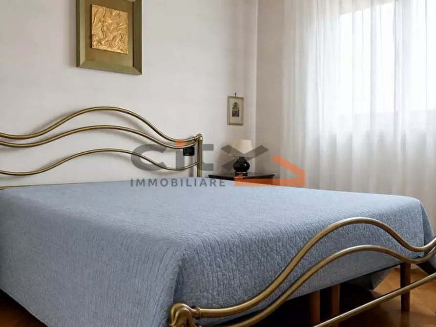 Immagine 10 di Appartamento in vendita  a Bassano Del Grappa