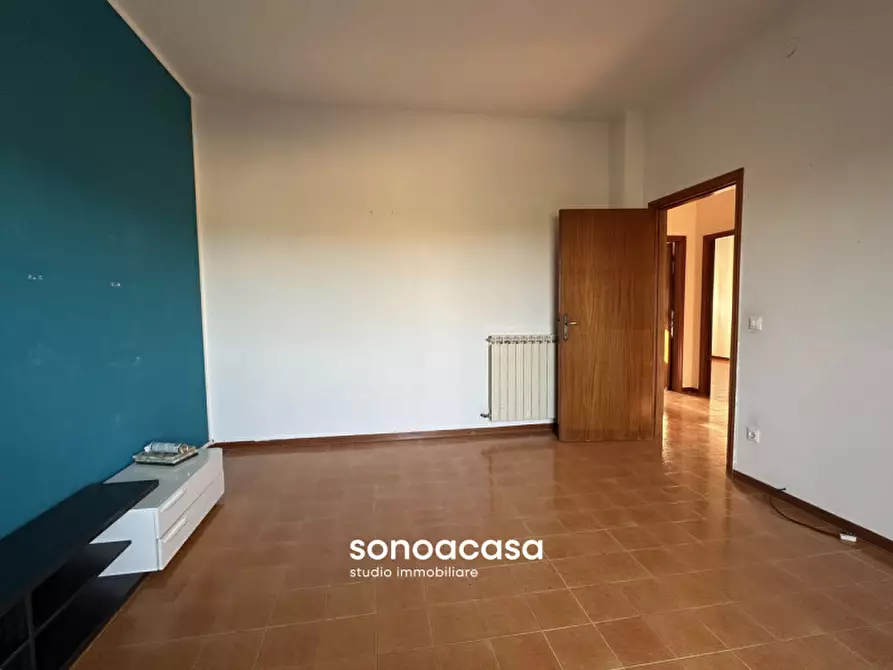Immagine 6 di Appartamento in vendita  in Via Bacchiocchi, 15 a San Costanzo