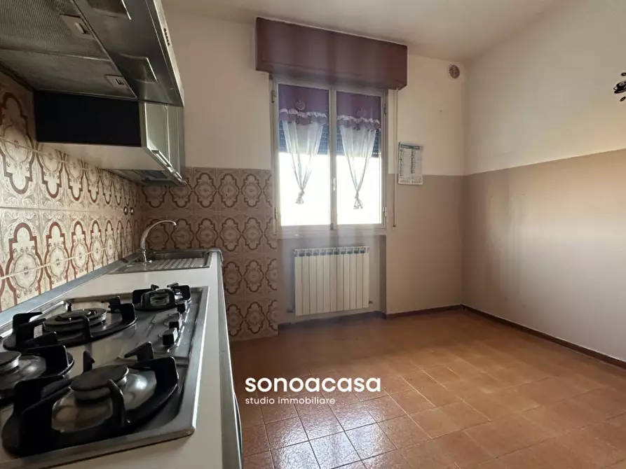 Immagine 11 di Appartamento in vendita  in Via Bacchiocchi, 15 a San Costanzo