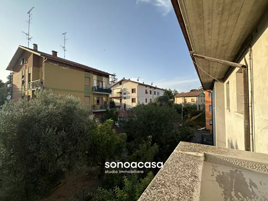 Immagine 18 di Appartamento in vendita  in Via Bacchiocchi, 15 a San Costanzo