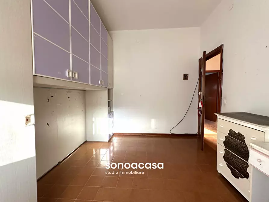 Immagine 23 di Appartamento in vendita  in Via Bacchiocchi, 15 a San Costanzo