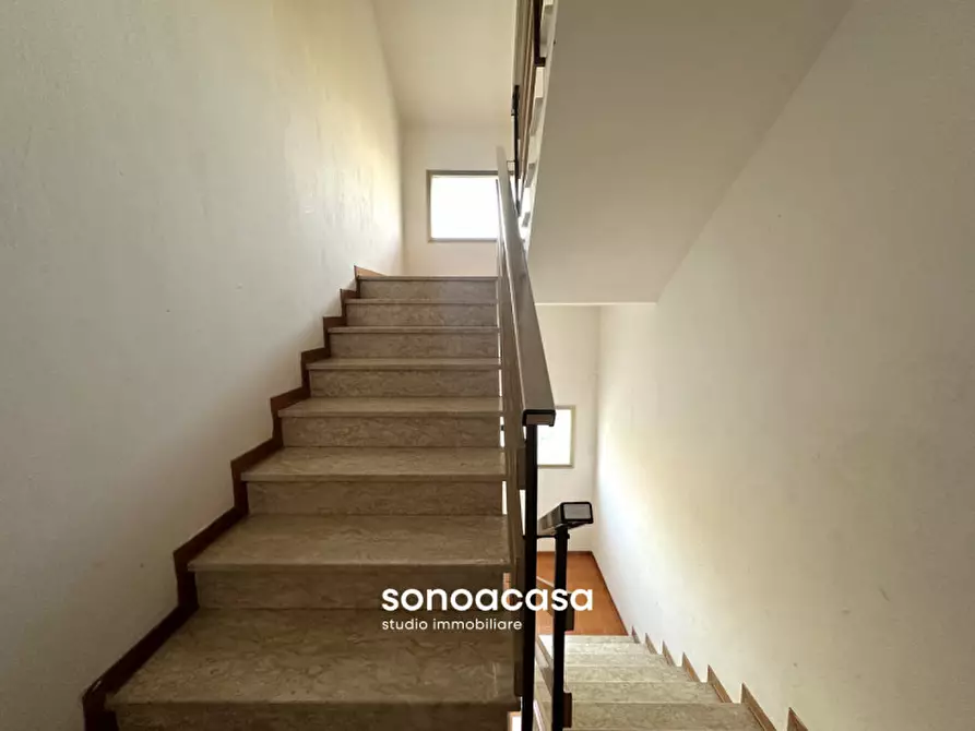 Immagine 24 di Appartamento in vendita  in Via Bacchiocchi, 15 a San Costanzo
