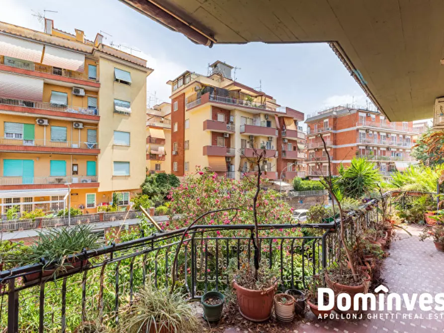 Immagine 10 di Appartamento in vendita  in Via Adolfo Albertazzi a Roma