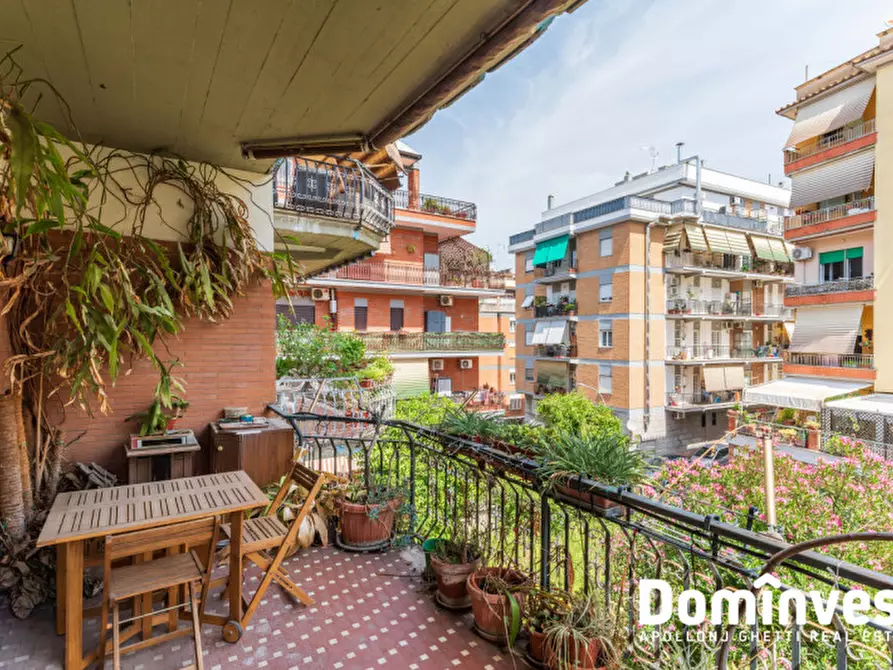 Immagine 13 di Appartamento in vendita  in Via Adolfo Albertazzi a Roma