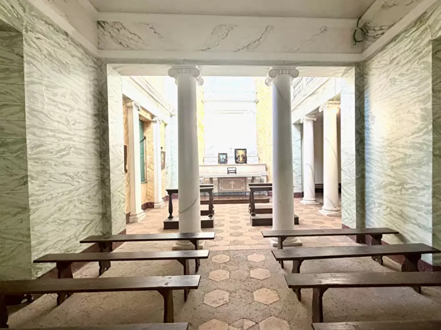 Immagine 36 di Villa in vendita  a Santa Giuletta