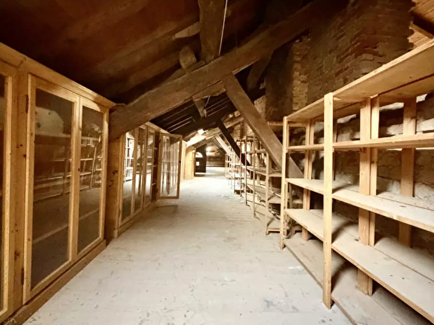 Immagine 41 di Villa in vendita  a Santa Giuletta